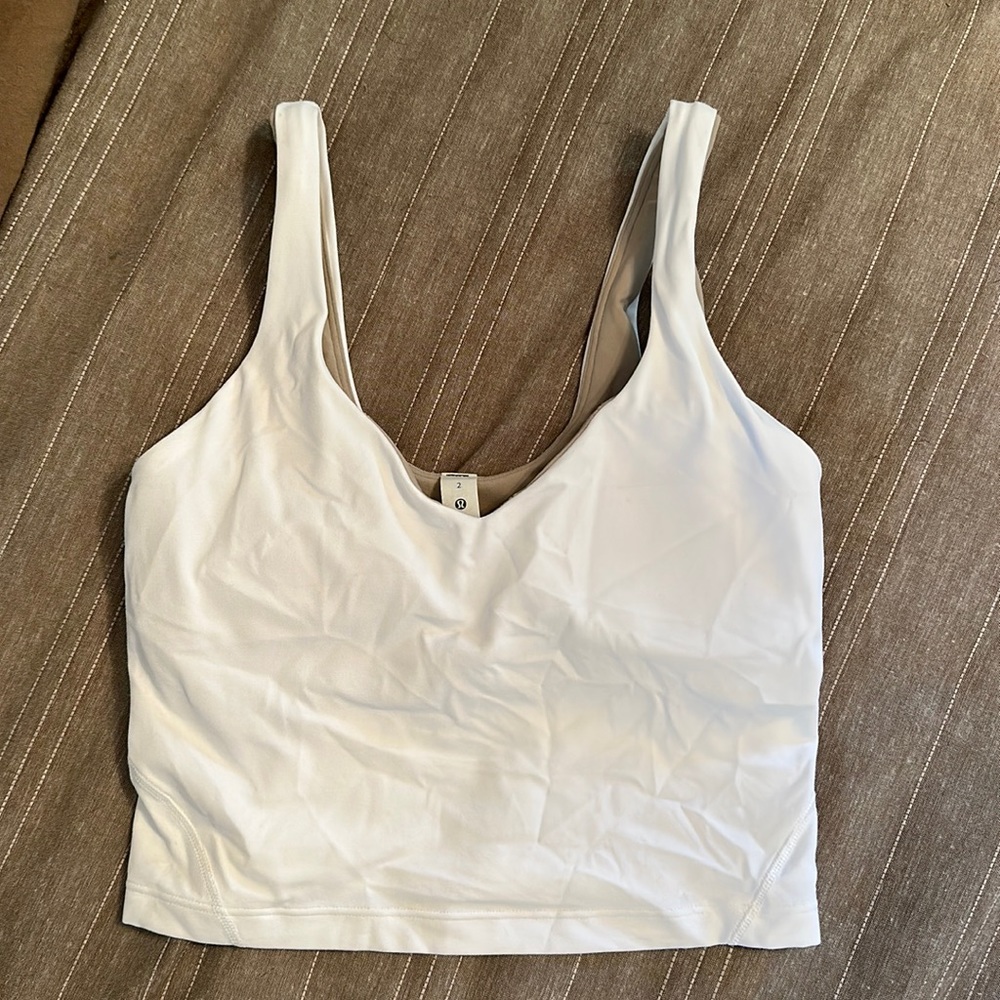 Lululemon top